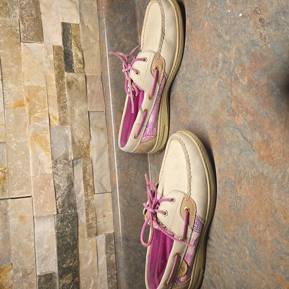 Sperry Women's Cream and Pink Loafers - Picture 2 of 6